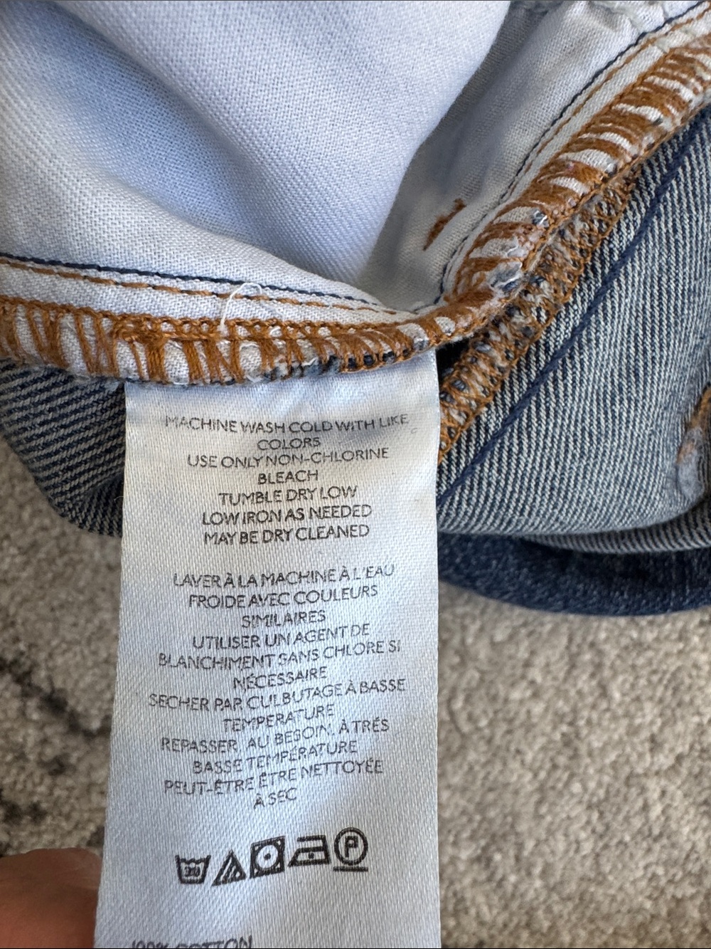 Pilcro Women's Adi Regenerative Cotton Mid-Rise Flare Jeans Size 32P Petite 36” - Picture 7 of 9